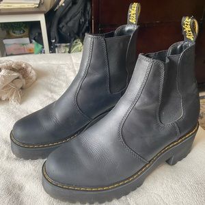 Rometty Wyoming Leather Platform Chelsea Boots